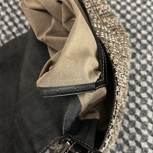 FENDI WOVEN MAMA FOREVER BAGUETTE - Picture 14 of 14